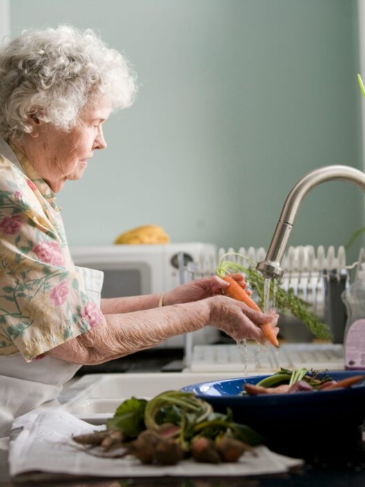 Age-Tech - Seniorzy i opieka